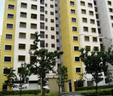 Blk 45 Pine Green (Geylang), HDB 4 Rooms - For Rent - Photo 2