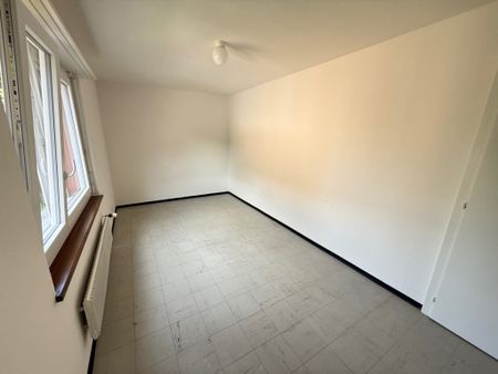 Studio situé au 1er étage - Photo 2