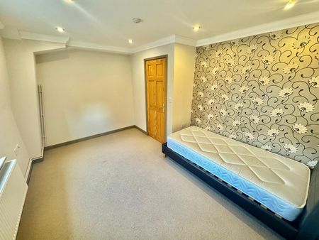 All Saints Green, Norwich - Photo 5