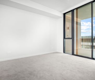 BRAND NEW & Modern 1-Bedroom Apartment in Melrose Park's Premier Li... - Photo 3