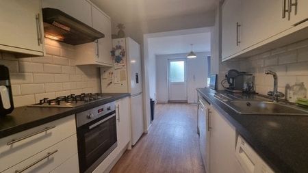 Rudyard Road, Woodingdean 3 bedroom house to rent - Photo 3