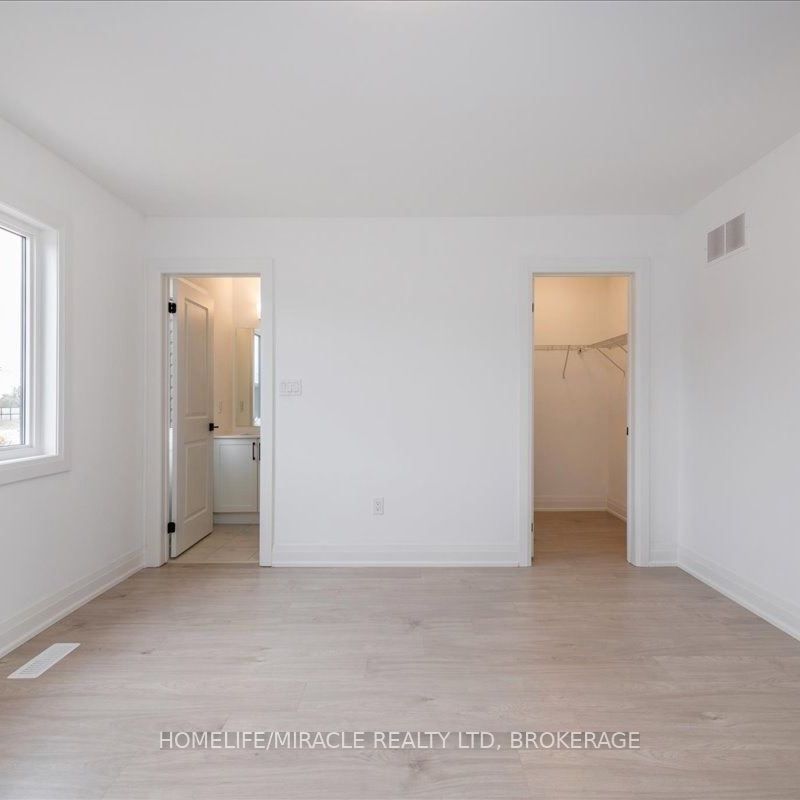 For Lease - 4 Haven Lane, Barrie, Ontario - Photo 1