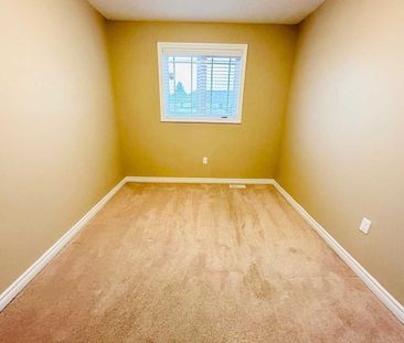 For Lease - 2 Southwoods Crescent, Barrie, Ontario - Photo 6