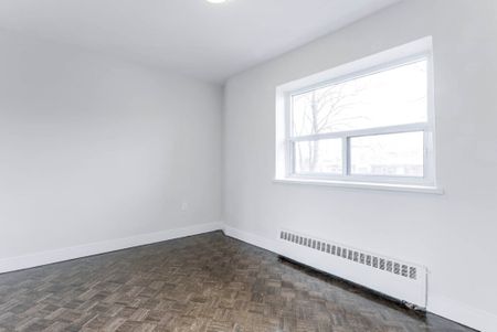 Lakeshore Apartments - Photo 5