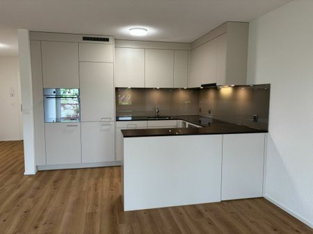 Teilsanierte 2½-Zimmerwohnung für Personen ab 60 Jahren - Photo 2