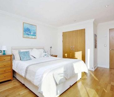The Island, Brentford, TW8 - Photo 2