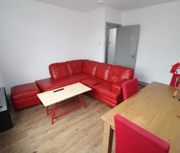 Marsh Lane, PRESTON PR1 8RT - Photo 6