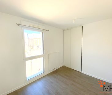 Location Appartement 4 pièces 81m² - Photo 4
