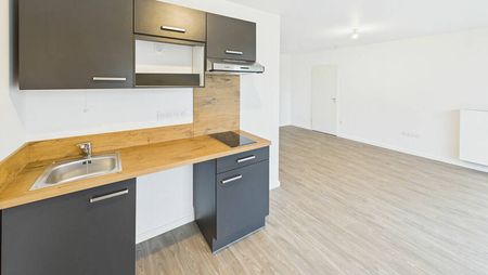 Appartement F2 - RESIDENCE NEUVE - PLATEAU DE HAYE - CUISINE EQUIPEE - PARKING EXTERIEUR - Photo 2
