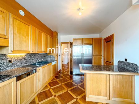 Appartement d'exception en face du Rhône - Photo 4