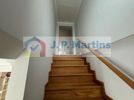 3 room luxury House for rent in Almada, Portugal - Photo 2