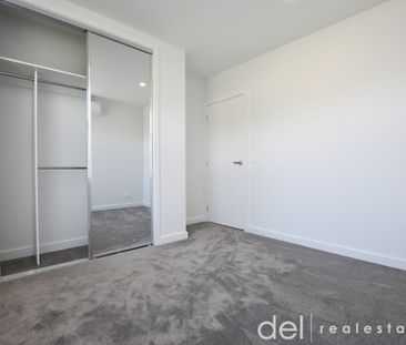2c Apple Court, Doveton, Vic 3177 - Photo 1