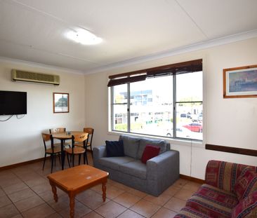 FULLY FURNISHED IN CBD! - Photo 5