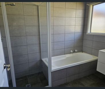 NEAT AND TIDY FAMILY HOME - Photo 5