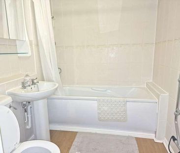 Cole Green Lane, Welwyn Garden City, AL7 - Photo 5