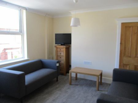 1 bedroom terraced house to rent - Photo 4