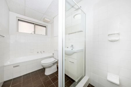 Spacious Two Bedroom Apartment with Parking in Ideal Location - Photo 4