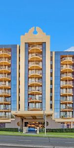 Modern Fully Furnished Studio in the Heart of Parramatta CBD! - Photo 3