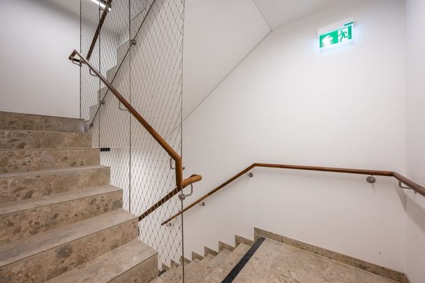 EDUART-Die Kunst des Wohnens: Hochwertiger 2-Zimmer ZWEITBEZUG mit ca. 3m² Loggia! (6/5) VERFÜGBAR AB DEZEMBER! - Photo 1