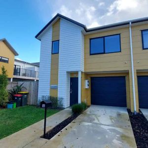 INCLUDES POWER - Close to the Base - Photo 2