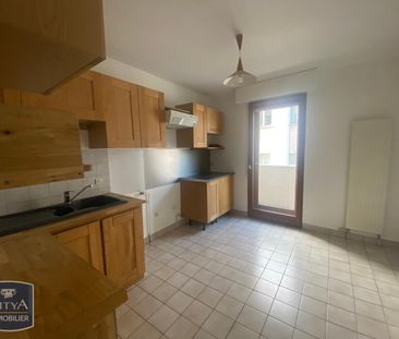 Location Appartement 3 pièces 69m² CHAMBERY 73000 - Photo 2