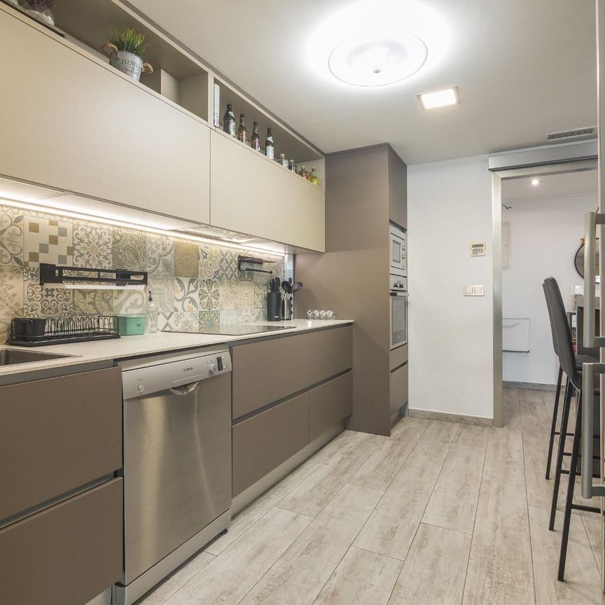 Piso de alquiler en Avenida de Alicante, Ciutat Jardí - Torreta Verdí - Photo 1