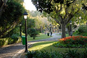 Moradia isolada T4+1 para arrendamento no Alto da Barra em Oeiras