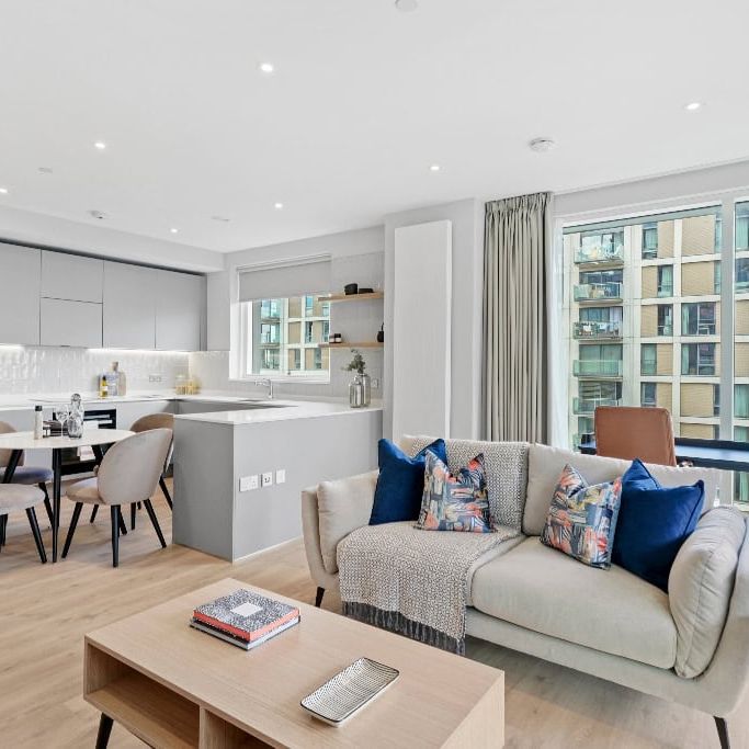 Skylark Point, E20 1JT, London - Photo 1