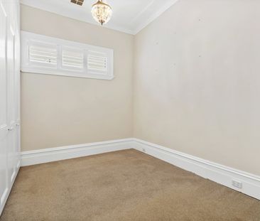 PERFECTLY POSITIONED - Photo 5