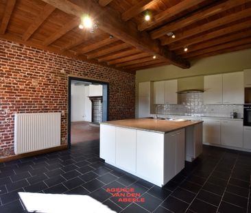Prachtige kasteelhoeve met 5 slaapkamers op een imposant domein - Photo 4