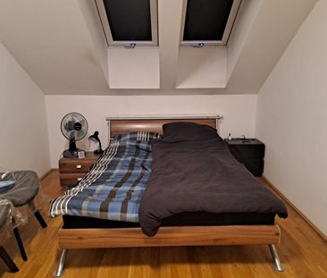 Pillweinstraße, sonnige und ruhig gelegene Dachgeschosswohnung mit ... - Photo 3