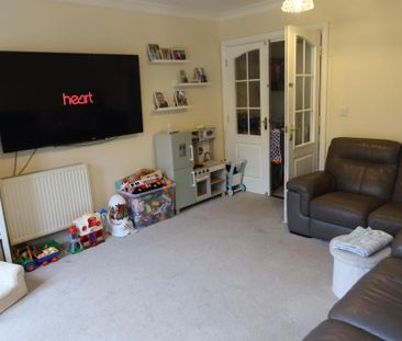 3 bedroom terraced house to rent - Photo 1
