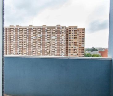 Calle Esteban Ballester, Valencia, Valencian Community 46022 - Photo 3