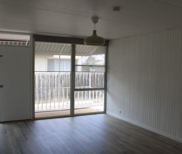 Renovated Three Bedroom in Corio - Photo 1
