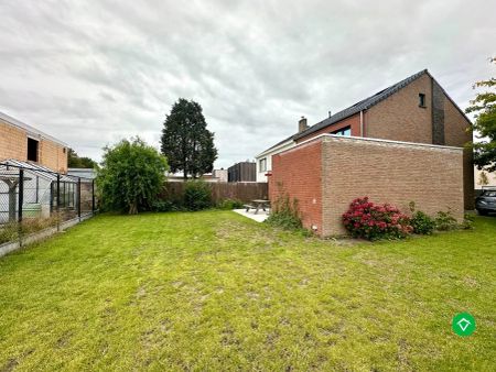 Instapklare gezinswoning met zonnige tuin, drie slaapkamers en garage te Sint-Andries - Photo 4