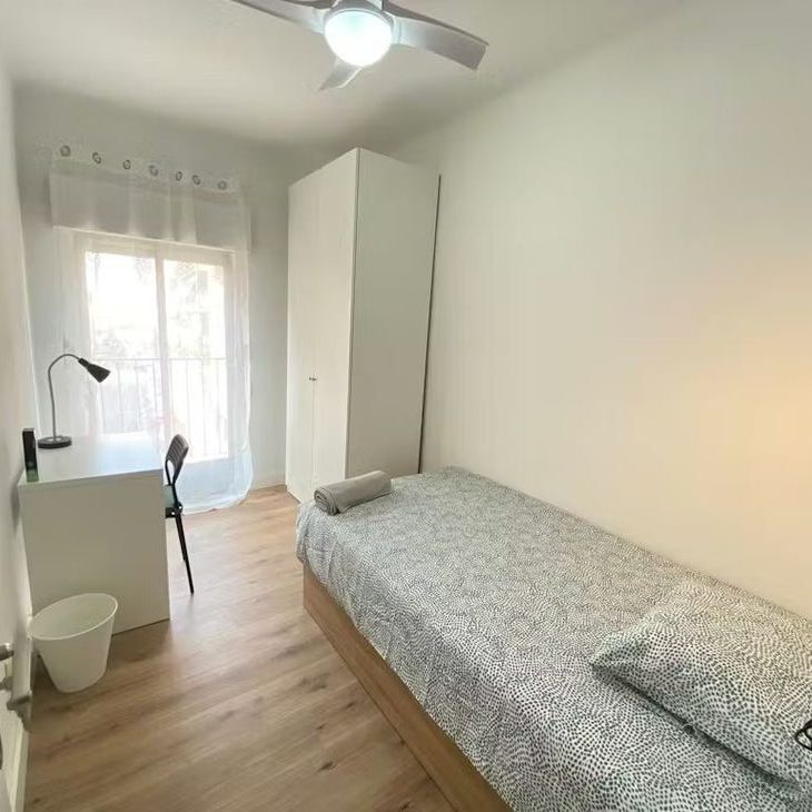 Calle Sierra de Monchique, Madrid, Community of Madrid 28053 - Photo 1