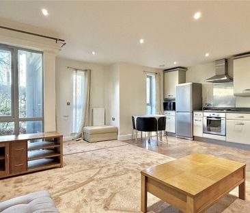 Tranquil Lane, Harrow, London, HA2 - Photo 2