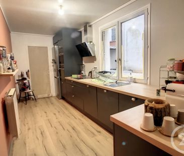 Location Appartement 2 pièces 47m² RIOM 63200 - Photo 4