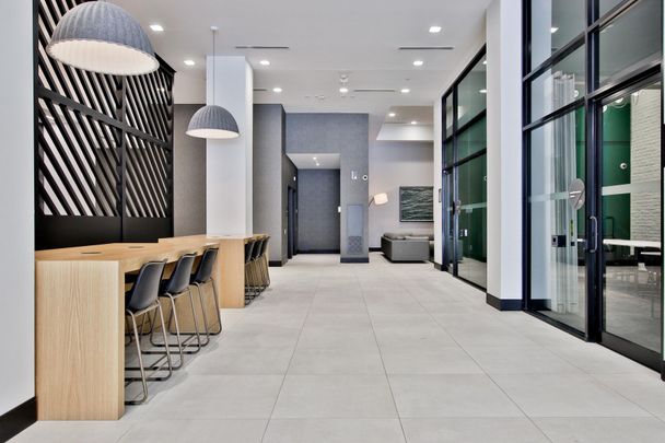 For Lease - 25 Nicholas Avenue Unit# 318, Toronto, Ontario - Photo 1