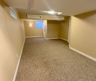 For Lease - 908 COPPER LEAF Crescent, Kitchener, Ontario - Photo 2