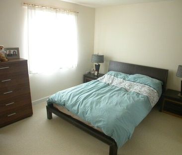 2 bedroom flat to rent, - Photo 1