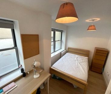 Student Properties to Let - Photo 1