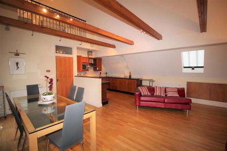 3 bedroom penthouse to rent - Photo 5