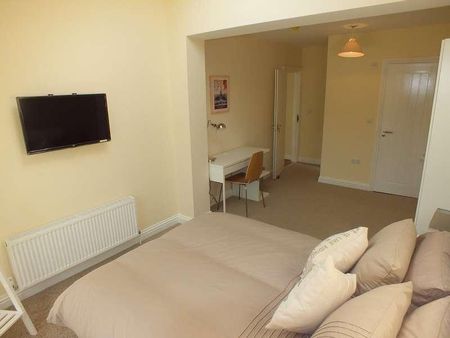 Milton Road, Earley, Reading, RG6 - Photo 4