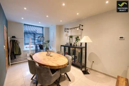 Instapklare woning met 3 slaapkamers, terras en onderhoudsvriendelijke buitenruimte - Photo 2