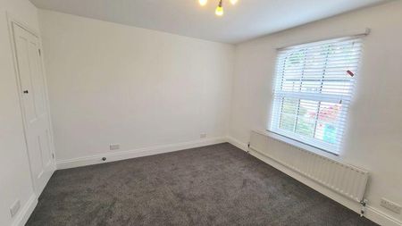 2 bedroom detached house to rent - Photo 5