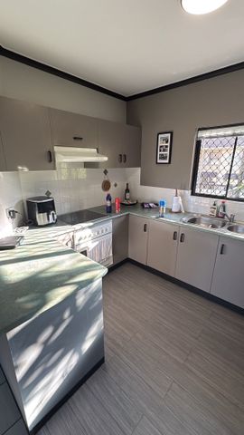 Cairns North - Photo 3