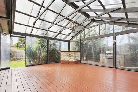 Three bedroom family house - Photo 3