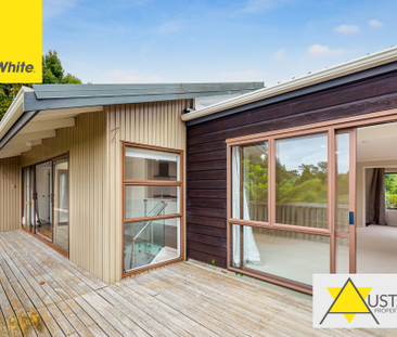 312 Titirangi Road, Titirangi - Photo 1