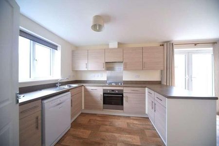 Harrow Drive, Beck Row, Bury St Edmunds, Suffolk, IP28 - Photo 2